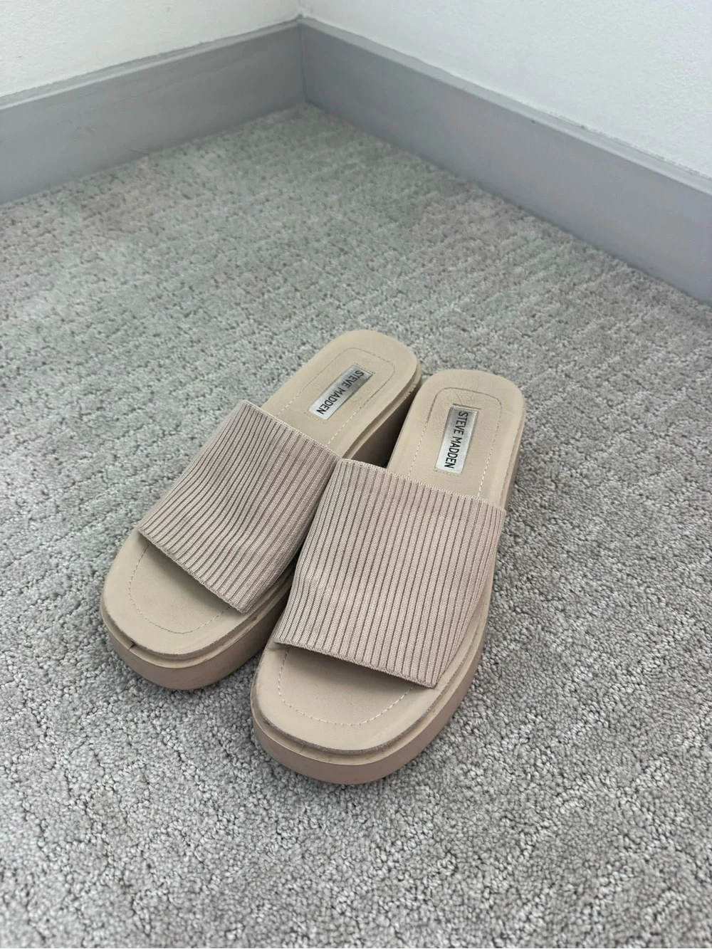 Steve Madden Balanced Natural Ribbed Knit Platform Slide Sandals Size 8.5